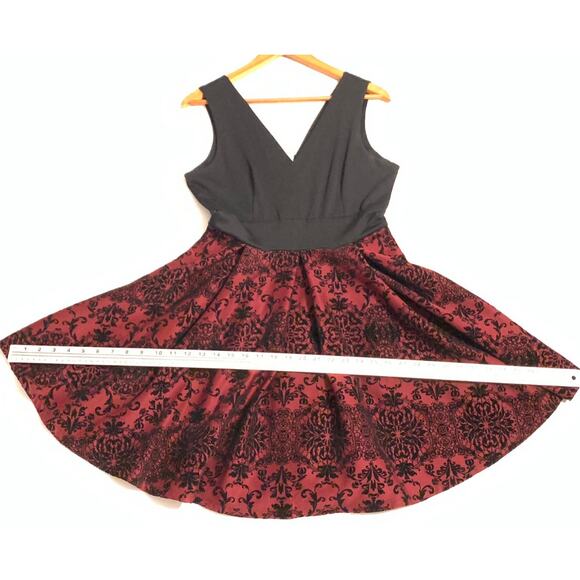 Haute Monde Womens Fit & Flare Party Dress Knee Length Black Maroon Velvet XL - Picture 7 of 10